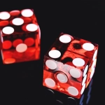 Схема анализа игровой механики Lucky Jet с математическими формулами